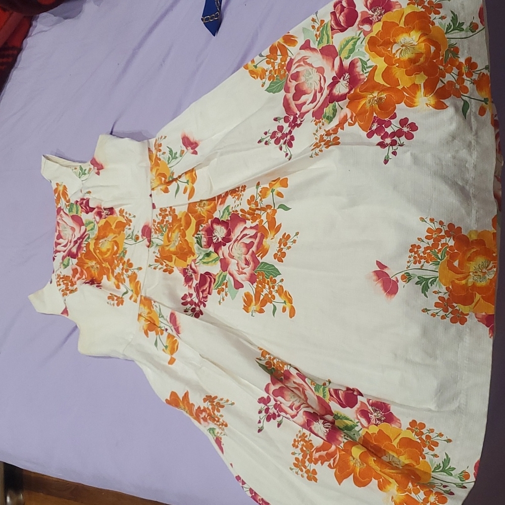 Floral Summer Casual Fit dress!!